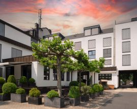 &REPEAT Köln Airport